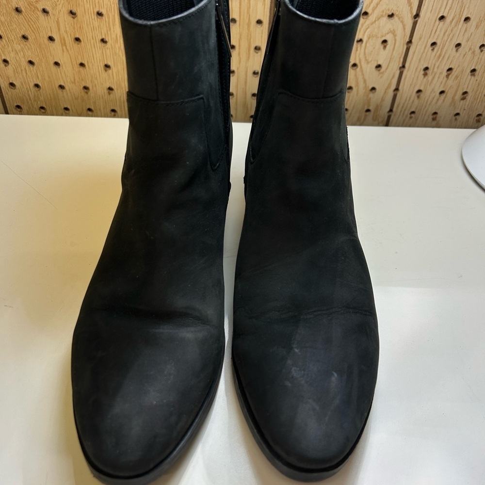 Vionic Shantelle Waterproof Nubuck Ankle Boots - Picture 8 of 8